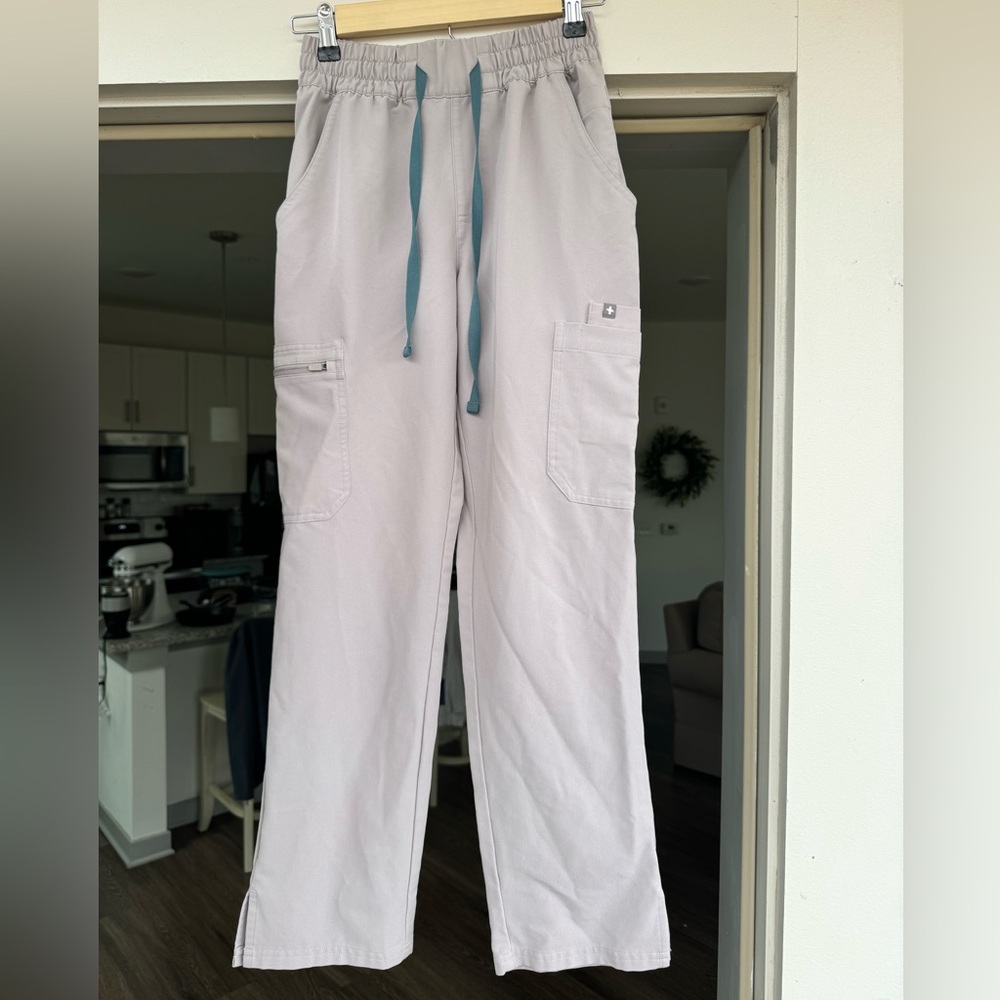FIGS SCRUBS SET - color Slate. Great condition!